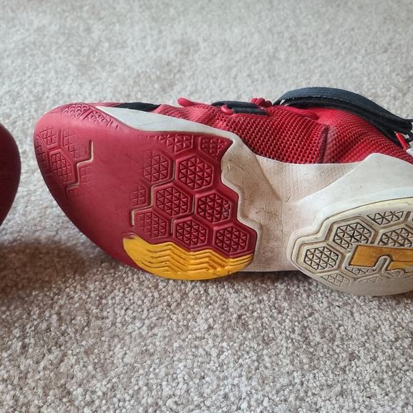 Nike Lebron Soldier 9 size 7 - Picture 6 of 7